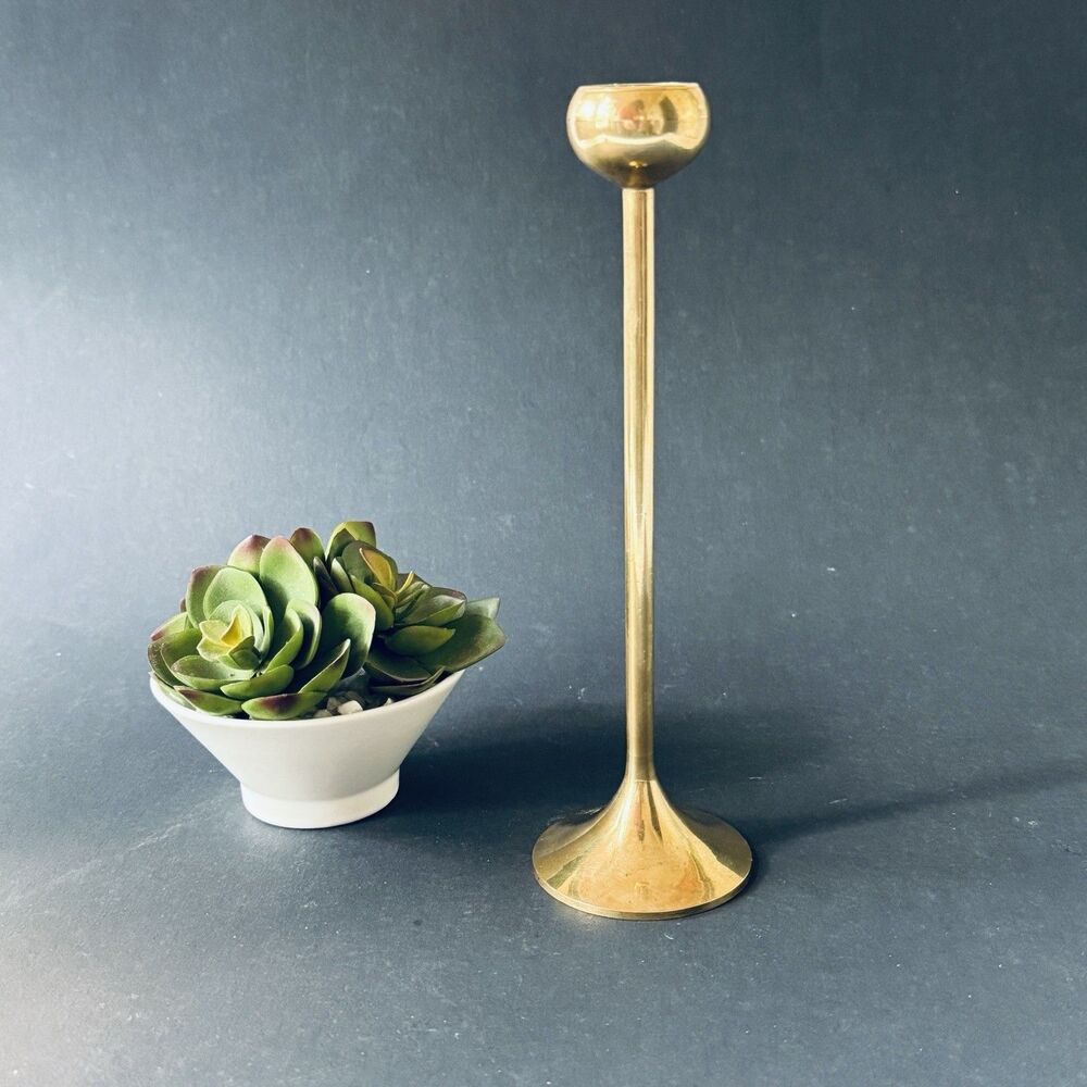 Vintage Midcentury Solid Brass Ball Candlestick Tulip Base 8” Tall MCM